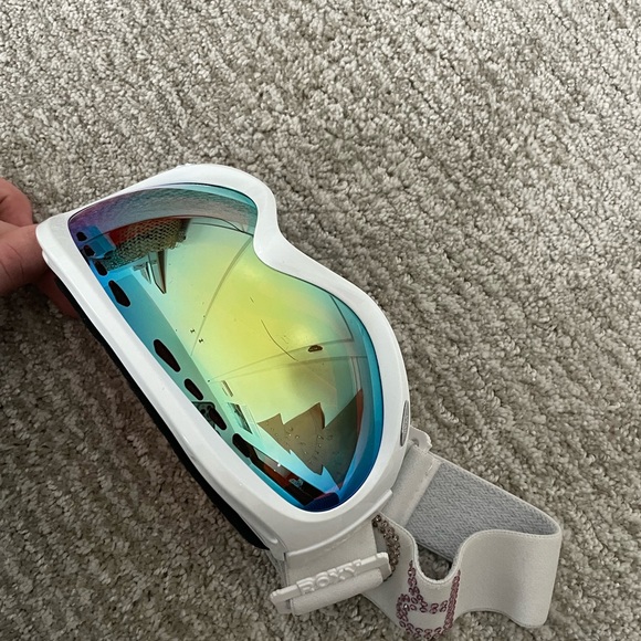 Roxy Other - ROXY women’s snow goggles